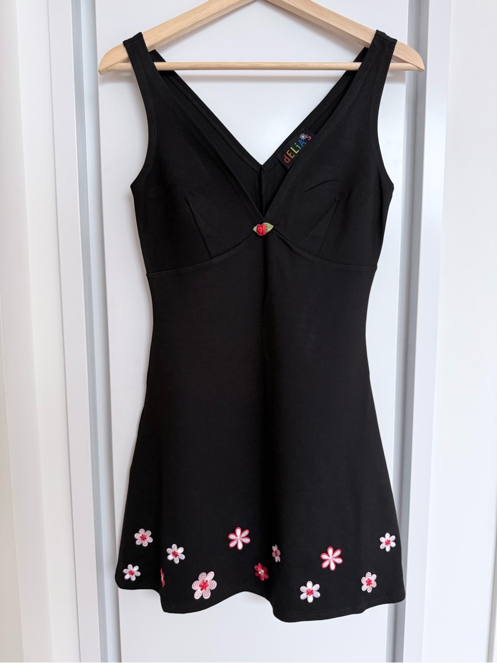 NWOT dELiA*s Black Floral Embroidered Mini Dress Y2K Coquette Size S